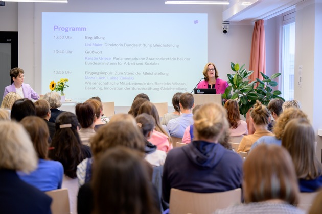 Erfolgsfaktor Gleichstellung - Strukturwandel geschlechtergerecht gestalten / Bundesstiftung Gleichstellung veranstaltet Fachtag zu gleichstellungsorientiertem Strukturwandel