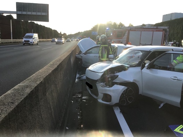 FW-BO: Verkehrsunfall auf der A40 im Berufsverkehr