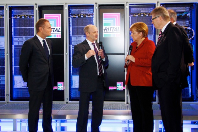 Angela Merkel und Donald Tusk besuchen Rittal auf der CeBIT 2013