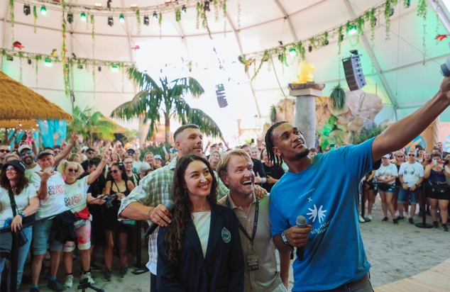 Festival mit RID-Weltrekord – »größtes Foto-Mosaik« der Welt wurde auf Glücksgefühle Festival 2026 ausgezeichnet