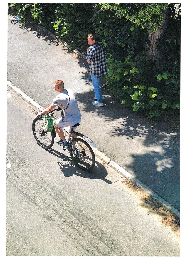 LPI-J: Öffentlichkeitsfahndung nach zwei Fahrraddieben in Weimar