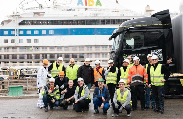 AIDA Pressemeldung: Werft-Programm Evolution: AIDA Cruises spendet 4.400 Möbelstücke von AIDAdiva an DER HAFEN HILFT! e.V. in Hamburg