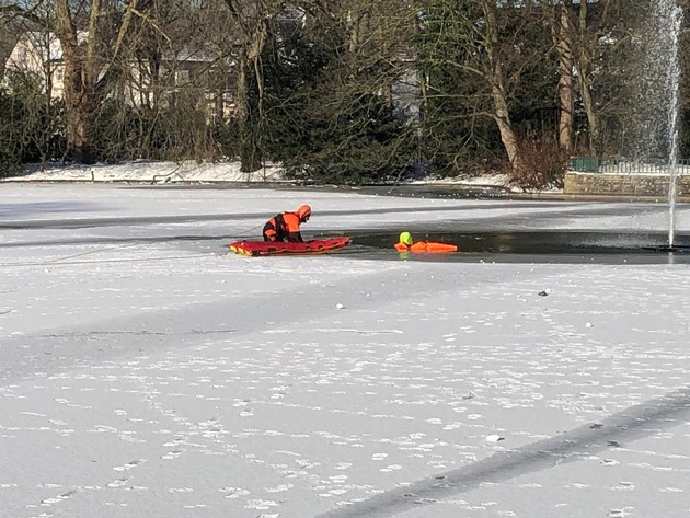 FW-GE: Feuerwehr Gelsenkirchen zieht Bilanz nach der Winterwoche / Das für die nächsten Tage angesagte Tauwetter sorgt weiterhin für Gefahrenquellen in Gelsenkirchen