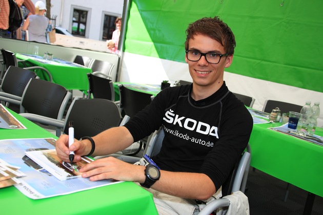 SKODA präsentiert Fans von SKODA RS und Motorsport den neuen KODIAQ RS in Dresden und Magdala (FOTO)