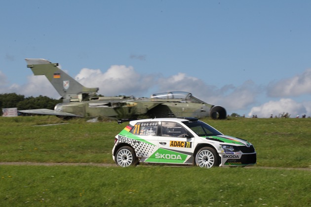 Rallye Deutschland für Kreim/Christian nach Wildunfall vorzeitig zu Ende - SKODA Pilot Tidemand auf WM-Titelkurs (FOTO)