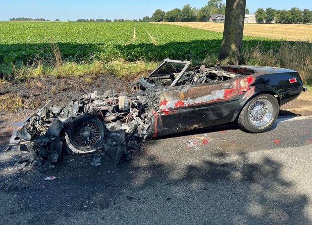 POL-DN: Hoher Sachschaden nach Motorbrand an einem Oldtimer