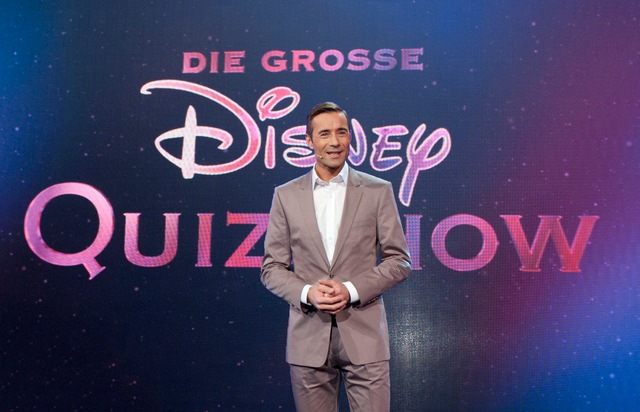 Was ist in der Schatztruhe? &quot;Die große Disney Quizshow&quot; mit Jeanette Biedermann, Felix Magath und Markus M. Profitlich am 3. Dezember in SAT.1 - moderiert von Kai Pflaume (mit Bild)