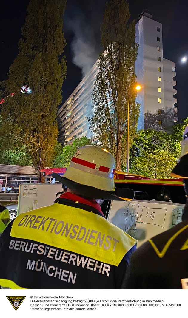 FW-M: Viele Verletzte bei Wohnungsbrand (Sendling)