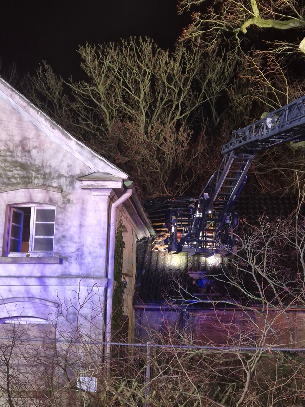 FW-EN: Mehrere Einsätze für die Feuerwehr am Montag