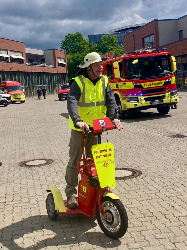 FW Ratingen: Mit Haltung und Herz - Brandamtsrat Jan Neumann verabschiedet sich in den Ruhestand