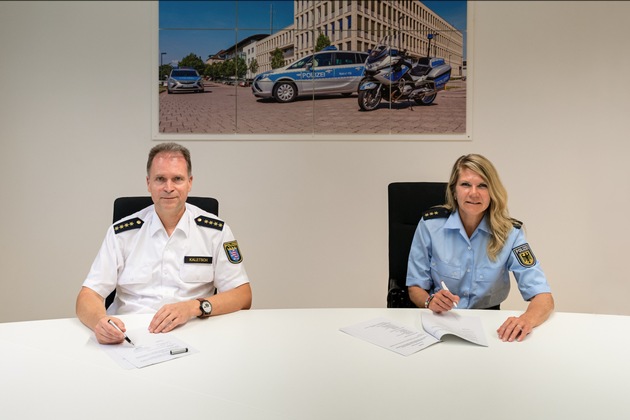 POL-LDK: Gemeinsam für mehr Sicherheit Das Polizeipräsidium Mittelhessen und die Bundespolizeiinspektion Kassel intensivieren die Zusammenarbeit jetzt auch am Bahnhof Wetzlar
