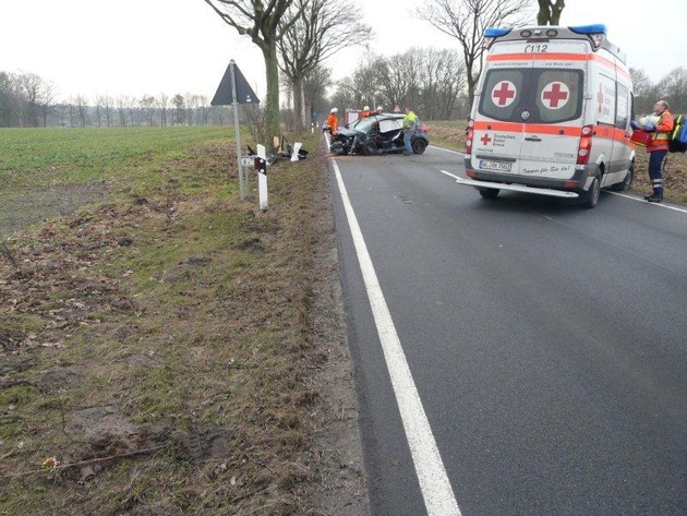 POL-WL: Bahlburg - Schwerer Verkehrsunfall