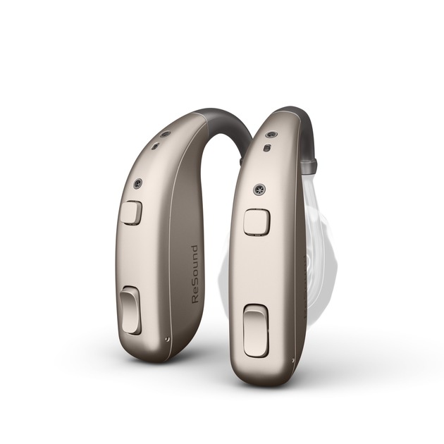 ReSound präsentiert ein Hörsystem-Portfolio der Superlative: Neue Maßstäbe für besseres Hören mit Künstlicher Intelligenz (KI), für Miniaturisierung, Auracast™-Vernetzung und Energieeffizienz