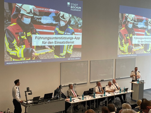 FW-BO: Mitgliederversammlung des Verbandes der Feuerwehren NRW findet in Bochum statt