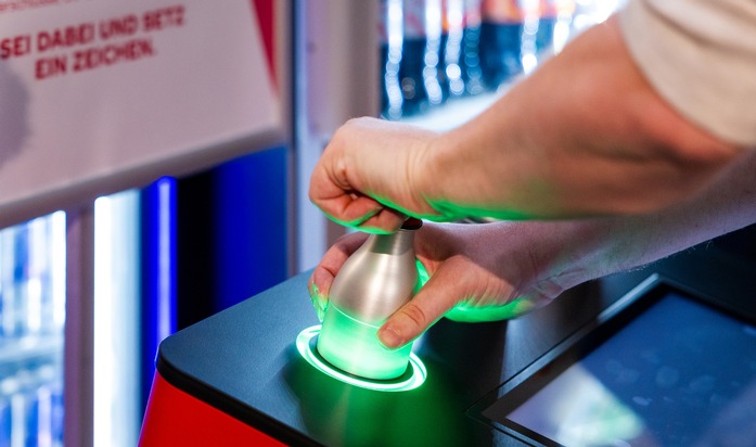 Coca-Cola, GLOBUS und Special Olympics Deutschland starten Pilotprojekt für einfacheres und zugänglicheres Einkaufen