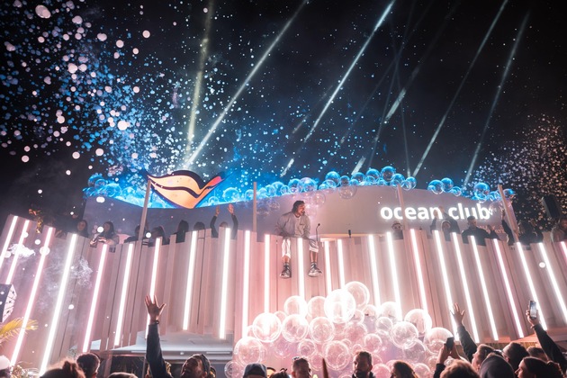 AIDA Pressemeldung: AIDA setzt Kurs aufs Festival: Spannende Urlaubsmomente auf dem SUPERBLOOM Festival 2025 und GLÜCKSGEFÜHLE Festival 2025
