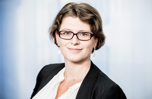 dpa Deutsche Presse-Agentur GmbH: Ivonne Marschall wird Leiterin des Englischen Dienstes von dpa international (FOTO)