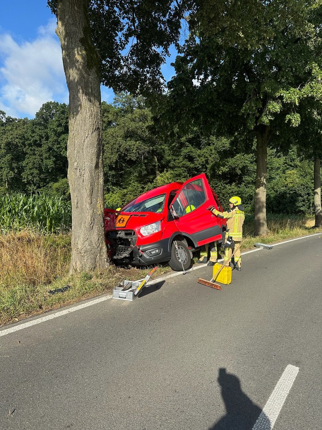 FW Alpen: Verkehrsunfall mit einer verletzten Person