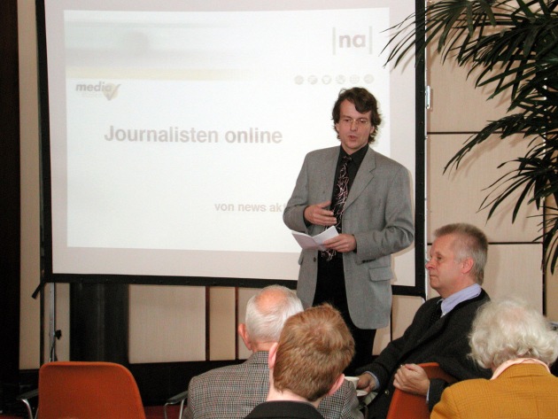 media studie 2000: Online-Medien für Journalisten unverzichtbar