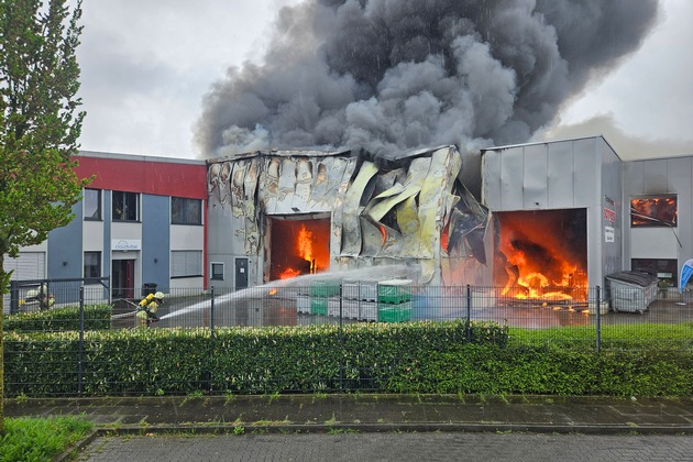 Feuerwehr Goch: Großbrand verursacht hohen Sachschaden