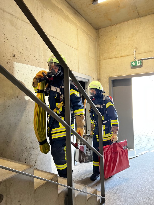 FW-LEV: Freie Ausbildungsplätze bei der Feuerwehr Leverkusen