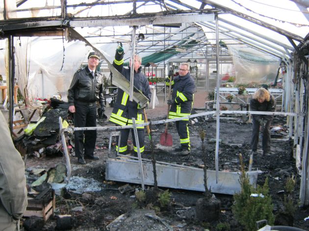 POL-STH: Polizei untersucht den Brandort am Ostring erneut