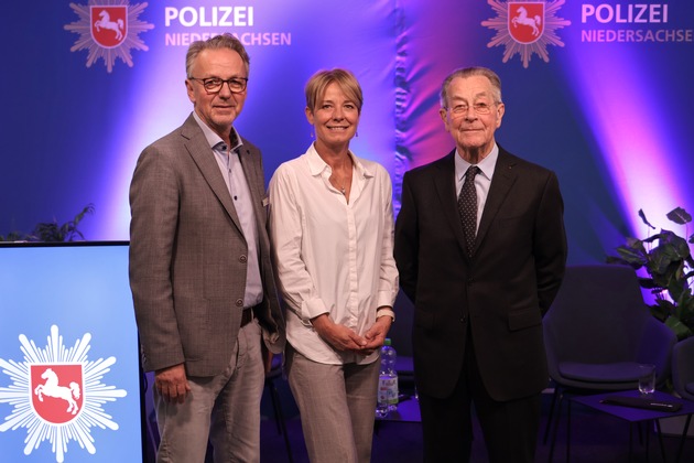 POL-H: Dialog, Verantwortung und Austausch: Polizei und Zivilgesellschaft im gemeinsamen Gespräch