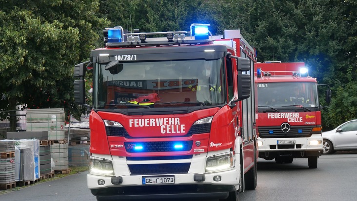 FW Celle: Chemie- Strahlenschutzzug der Feuerwehr Celle übt den Ernstfall in Baumarkt