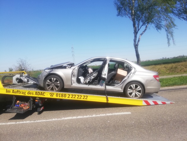 FW Selfkant: Verkehrsunfall auf der L410 mit einer verletzten Person