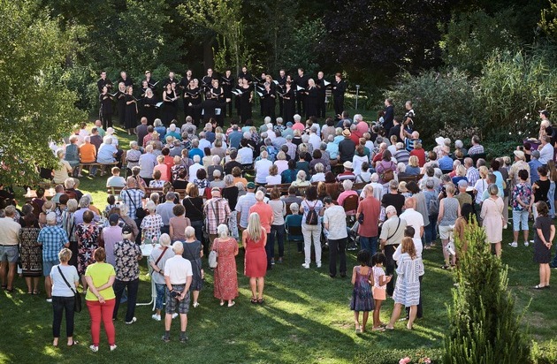„Sommergesang 2025“: MDR-Rundfunkchor singt für gemeinnützige Kulturinitiativen - Bewerbungsphase gestartet