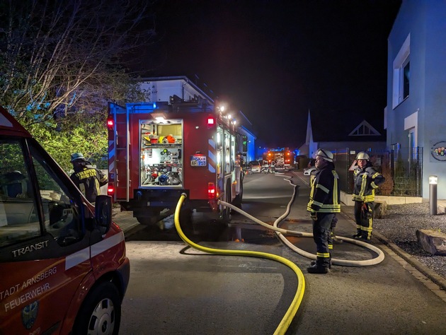 FW-AR: Wohnungsbrand auf dem Wintroper Weg