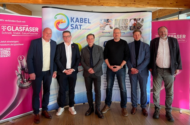 Glasfaser für Rügen: Erste Kooperation auf gefördertem Betreibermodell zwischen Telekom und Kabel + Sat
