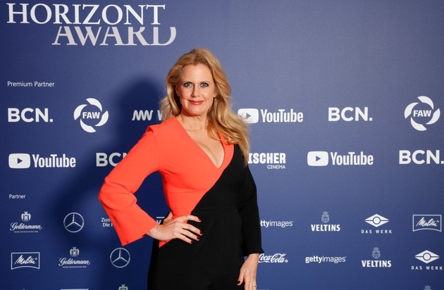 HORIZONT: HORIZONT Awards: Barbara Schöneberger ist Medienfrau des Jahres