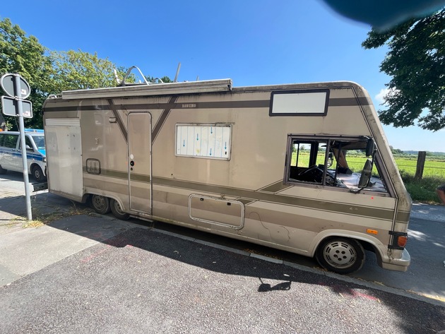 POL-SO: Besonders "luftiges" Wohnmobil bei Schwerpunkteinsatz aus dem Verkehr gezogen