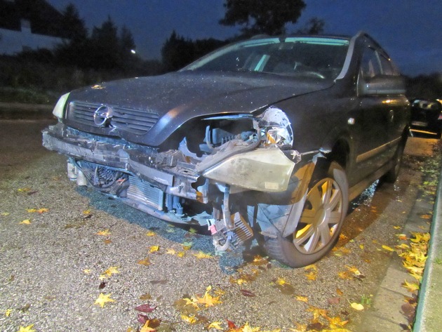 POL-ME: Junger PKW-Fahrer verunfallt mit Alkohol am Steuer - Velbert - 2010062