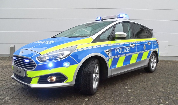 Ford-Werke GmbH: Polizei in Nordrhein-Westfalen fährt zukünftig Ford S-MAX Funkstreifenwagen