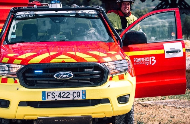 Ford-Werke GmbH: Flammen löschen und Leben retten - Kamerateam von Ford begleitet französische Feuerwehrleute
