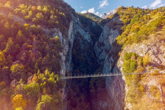 Communiqué de presse - Espaces naturels et climat méditerranéen : le Valais offre des conditions-cadres idéales pour profiter des vacances d’été loin de la foule.