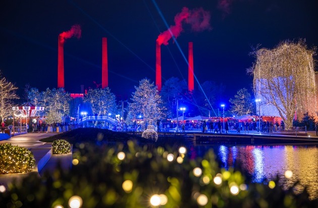Autostadt GmbH: Licht trifft Klang: Winterbeleuchtung in der Autostadt erstmals als spektakul&auml;re Licht- und Soundshow inszeniert