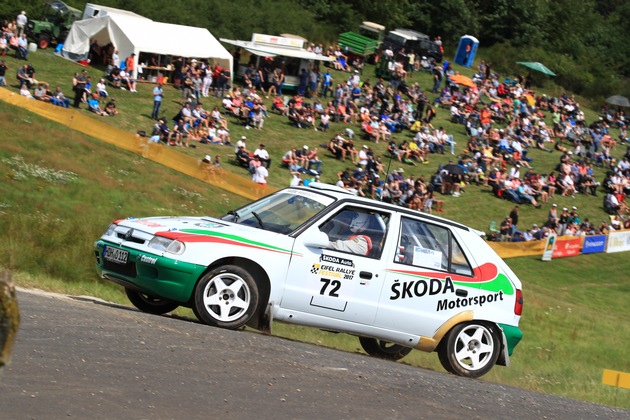 Meilensteine aus vier Jahrzehnten der SKODA Sporthistorie beim Eifel Rallye Festival zu sehen (FOTO)