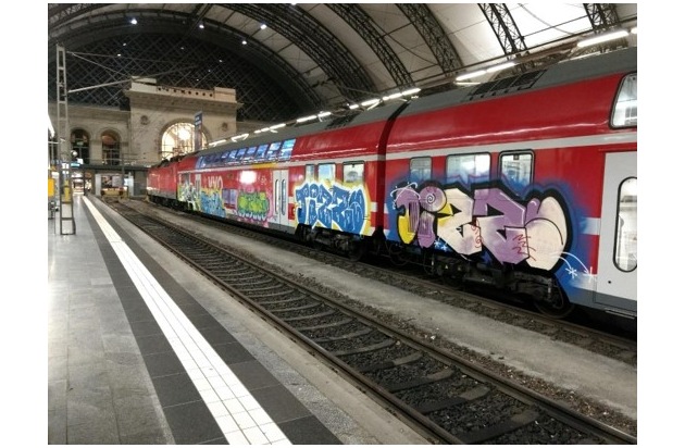 BPOLI DD: Gemeinsame Medieninformation Schlag gegen Graffiti-Bande in Dresden - Staatsanwaltschaft und Bundespolizei ermitteln gegen acht Beschuldigte und durchsuchen fünf Objekte