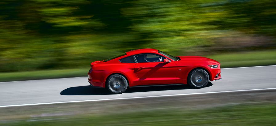 Starkes Design, moderne Technik, Top-Fahrleistungen: Deutsche Messepremiere für den Ford Mustang in Essen