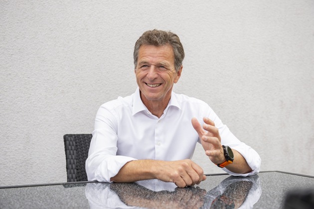 Höllinger startet eigenen Webshop für die Schweiz