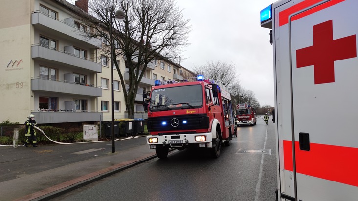 FW Celle: Ausgelöste Heimrauchmelder - Feuer mit Wasserhahn gelöscht