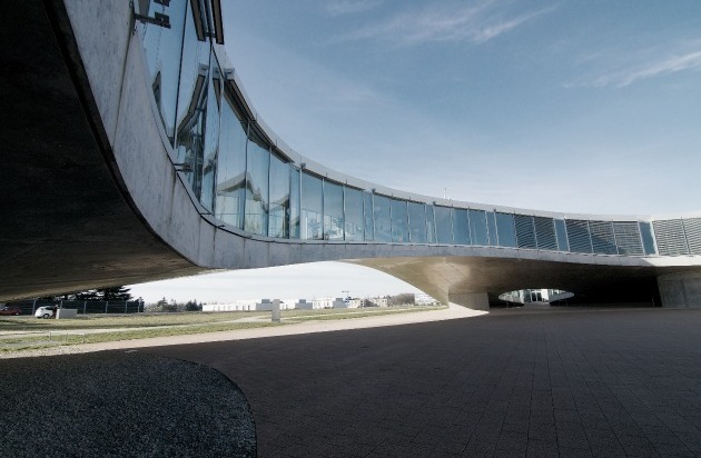 Velux Stiftung: Daylight Award per il Rolex Learning Center di Losanna / 
La Fondazione Velux conferisce il più prestigioso riconoscimento svizzero per l'architettura (Immagine)