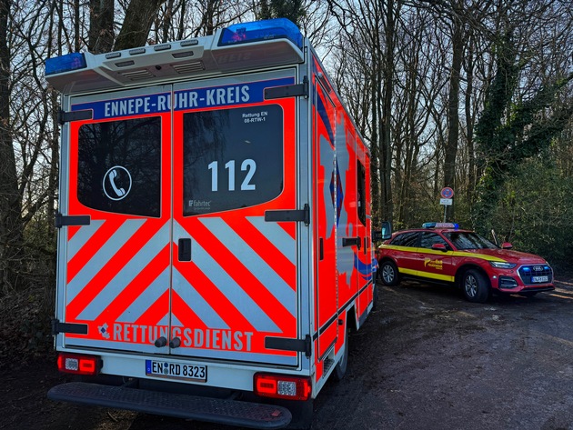 FW-EN: Waldrettung und erneuter Brandmeldealarm - Mehrere Einsätze für die Feuerwehr am Sonntag und Montag