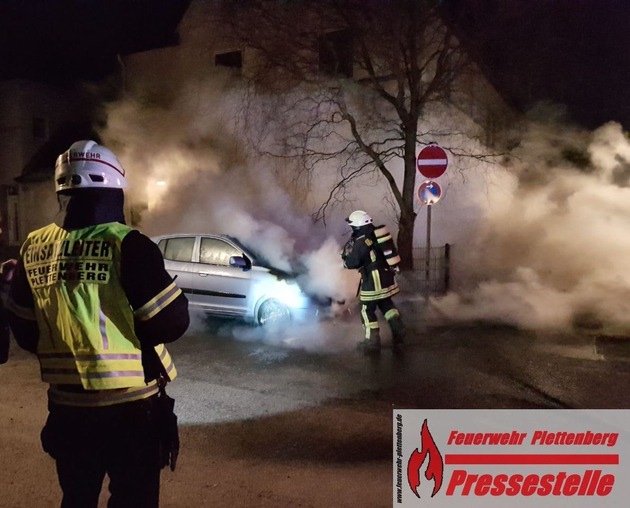 FW-PL: OT-Ohle. Fahrzeugbrand.