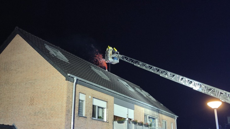 FW-KLE: Kaminbrand in Düffelward