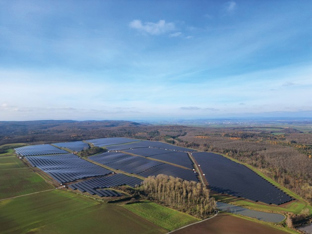 MaxSolar sichert sich HoldCo-Finanzierung in Höhe von 155 Millionen Euro von Copenhagen Infrastructure Partners