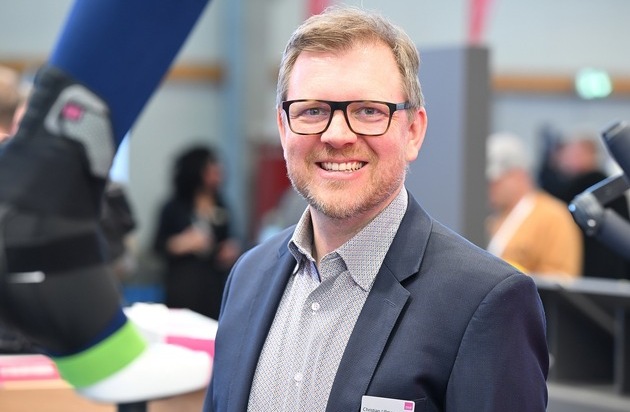 medi GmbH & Co. KG: Personalvermittlung und Digitalisierung / medi bietet passgenaue Lösungen für den Fachhandel